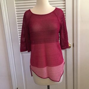 New Directions Small half sleeved sheer top